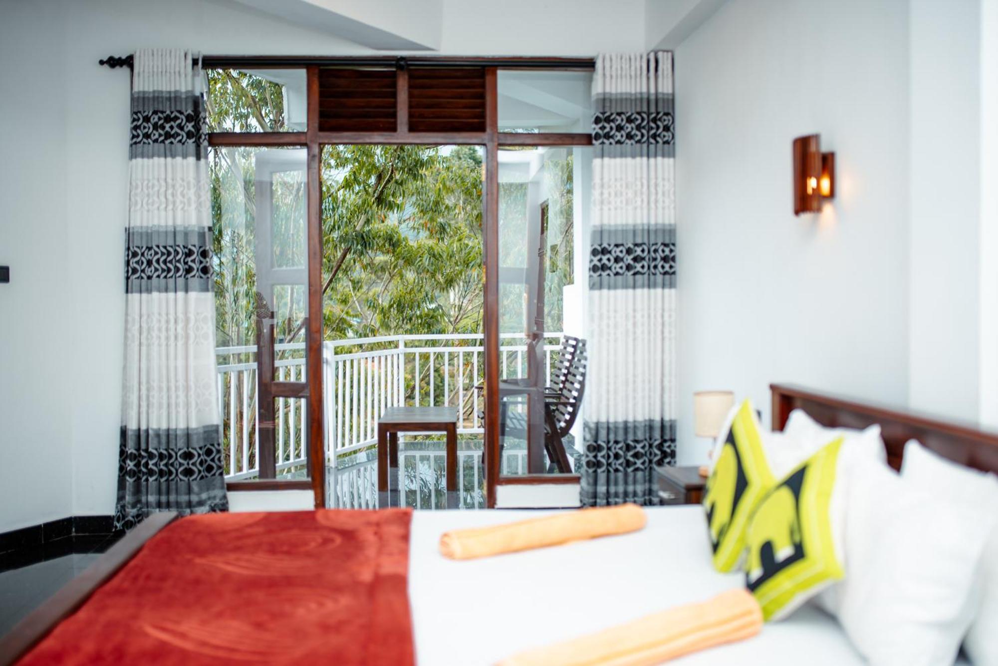 Adams Peak Inn Nallathanniya Eksteriør billede