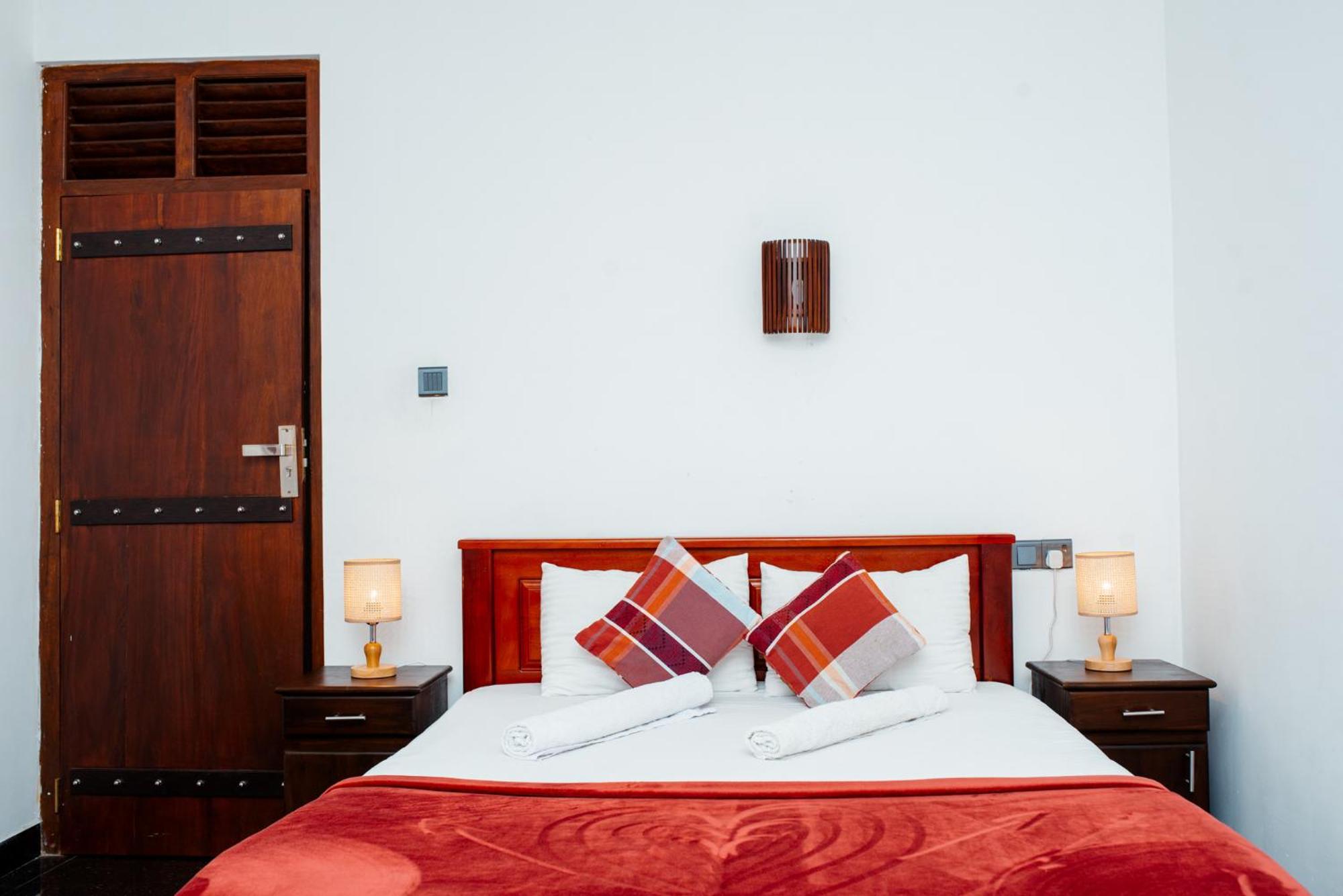 Adams Peak Inn Nallathanniya Eksteriør billede