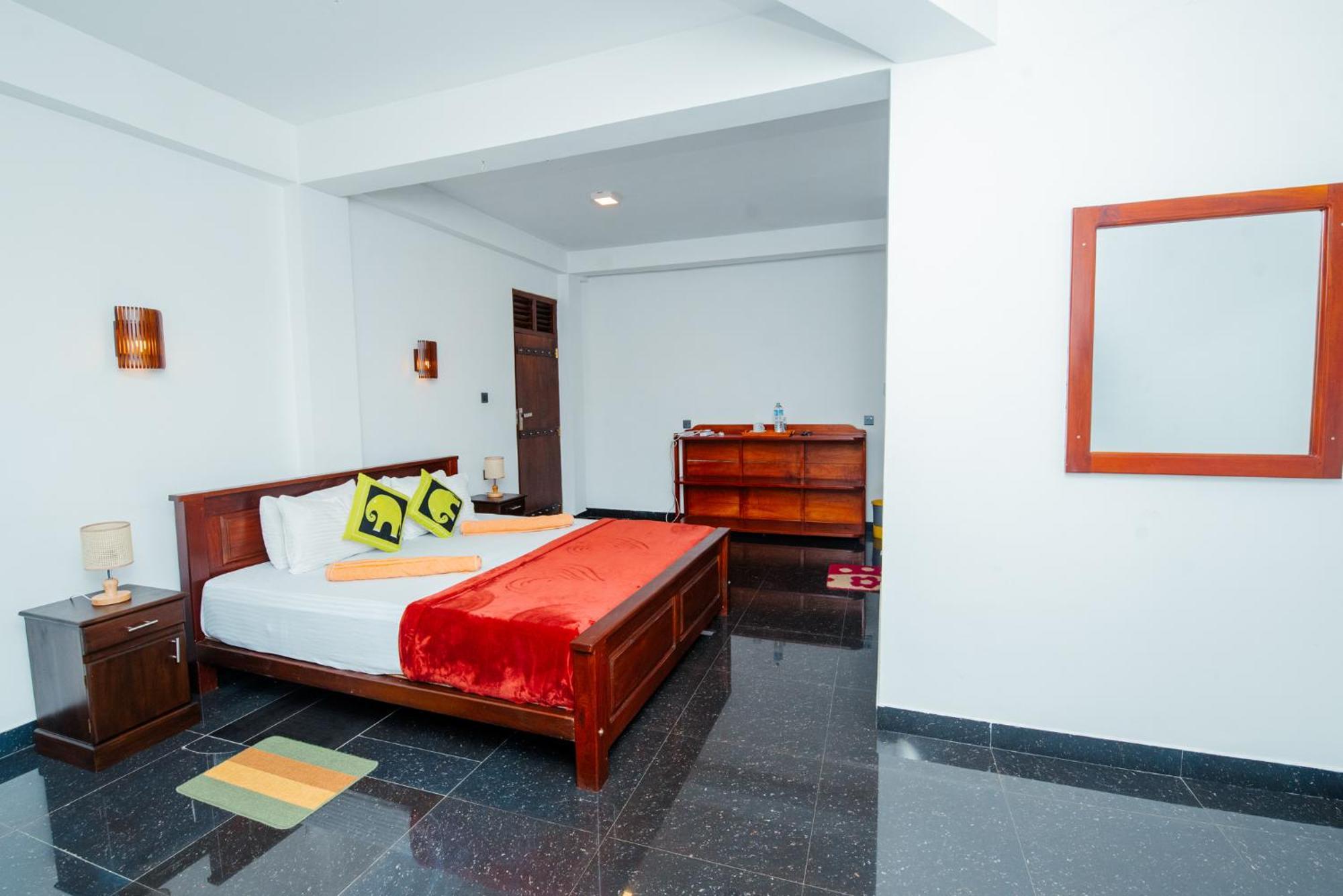 Adams Peak Inn Nallathanniya Eksteriør billede