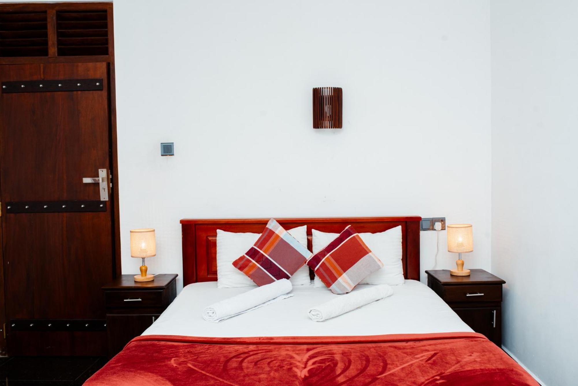 Adams Peak Inn Nallathanniya Eksteriør billede