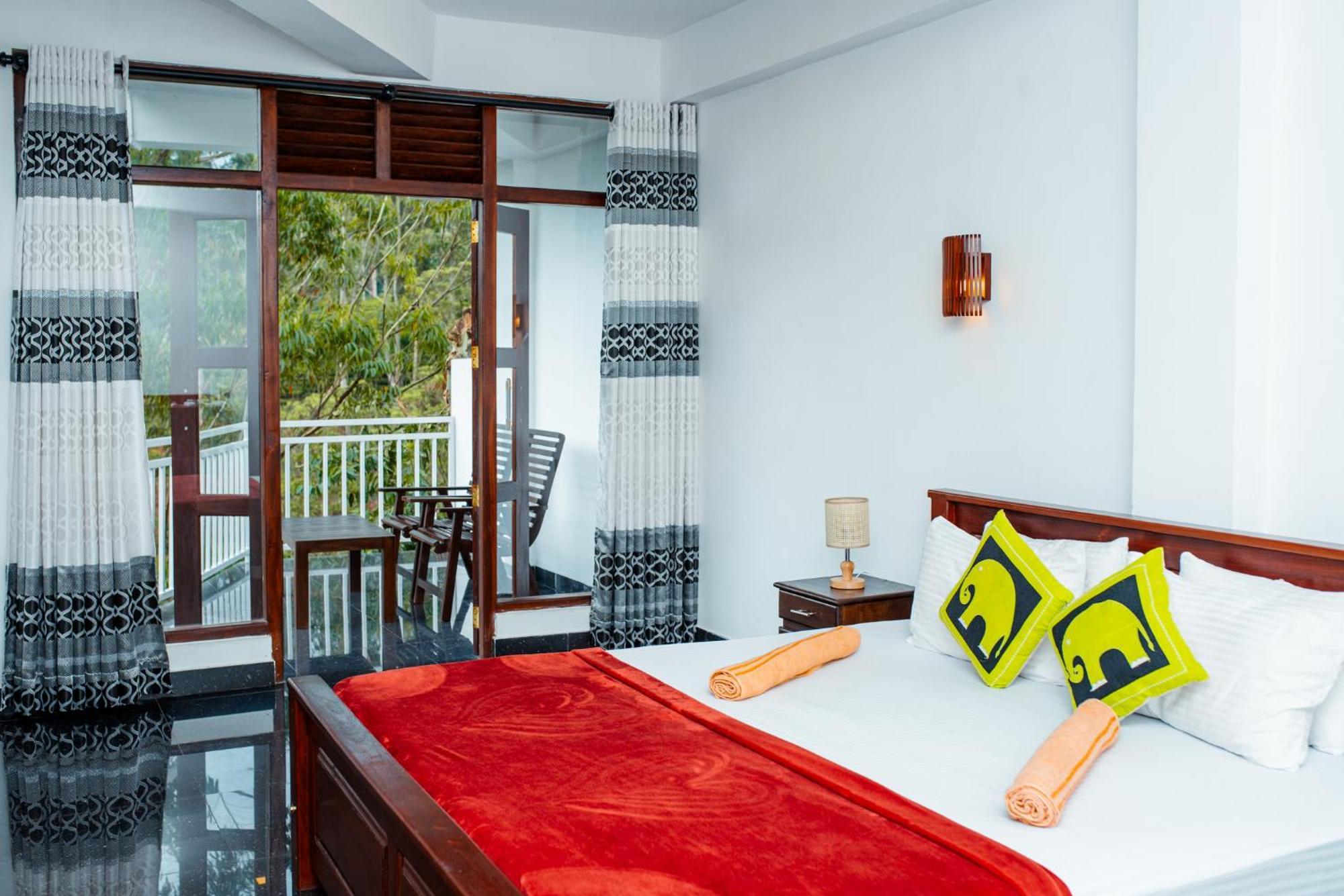 Adams Peak Inn Nallathanniya Eksteriør billede