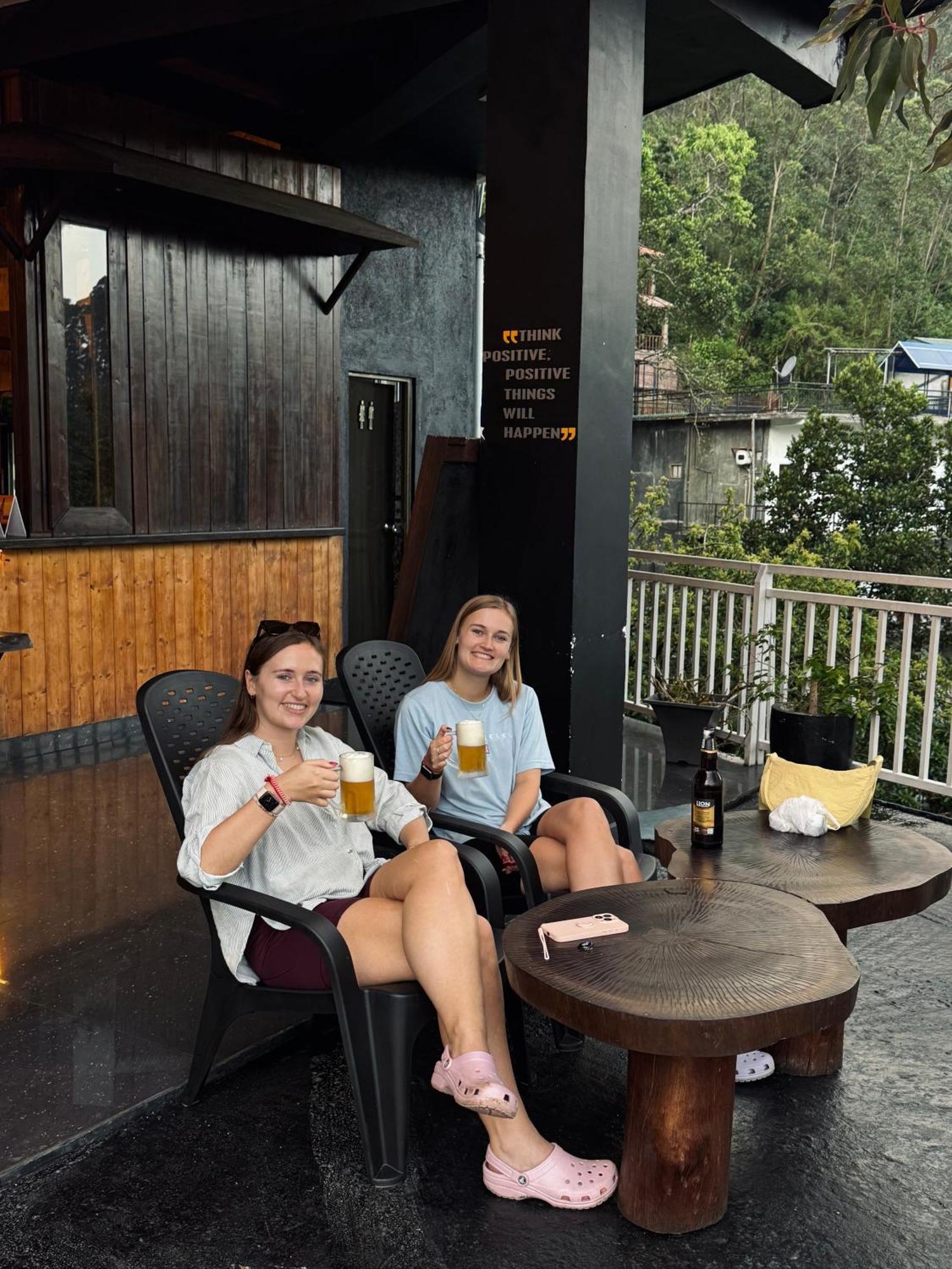 Adams Peak Inn Nallathanniya Eksteriør billede