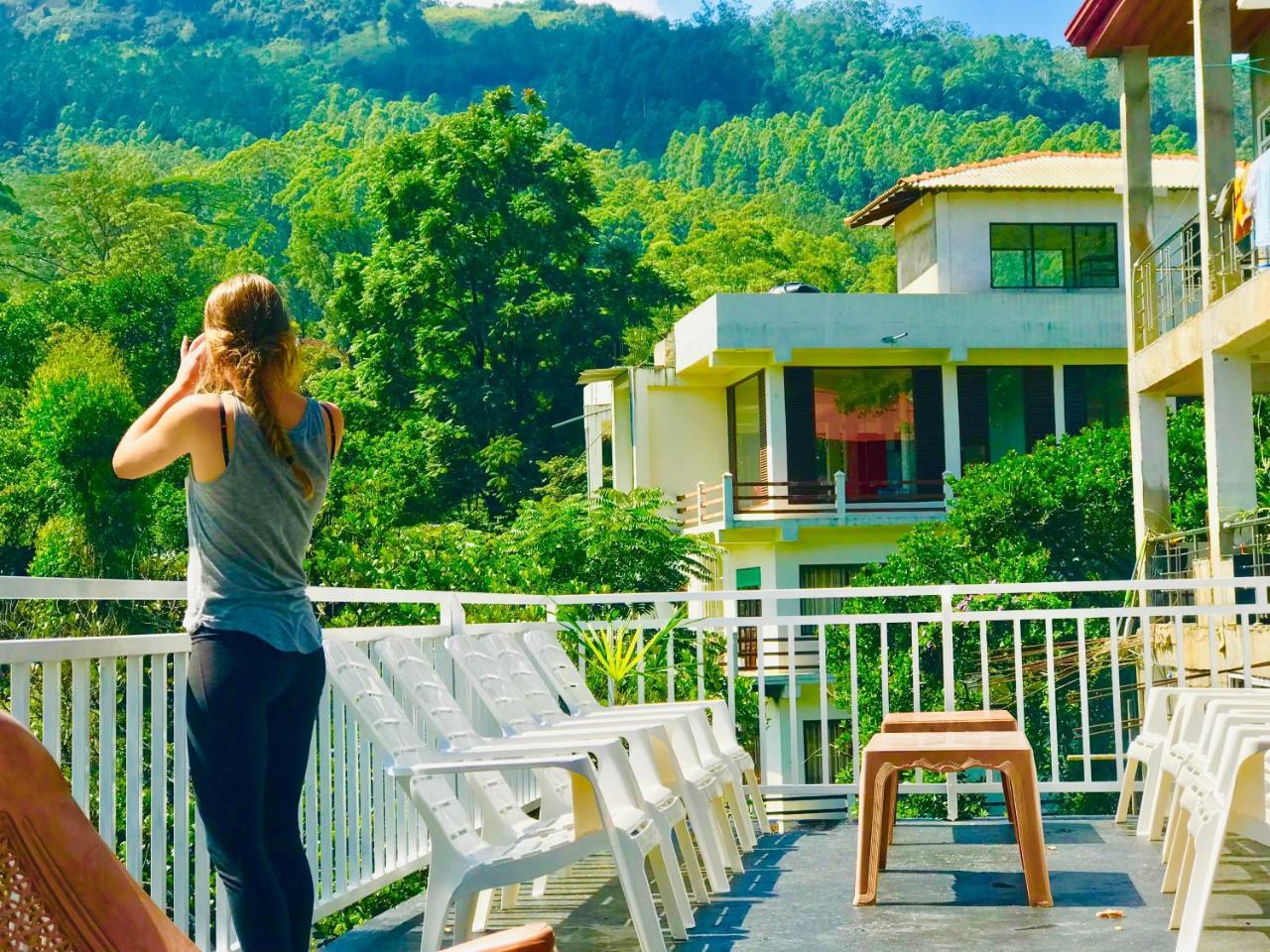 Adams Peak Inn Nallathanniya Eksteriør billede